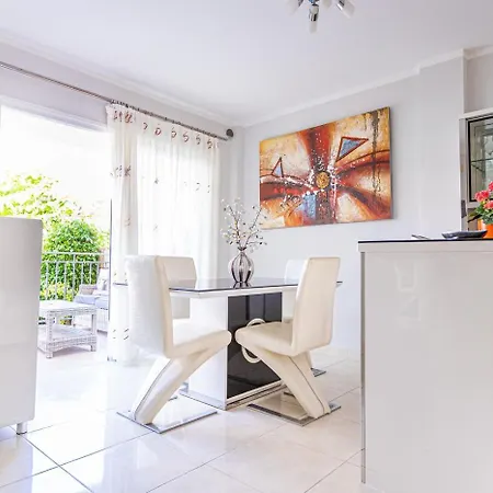 Prázdninový dům Duplex, *